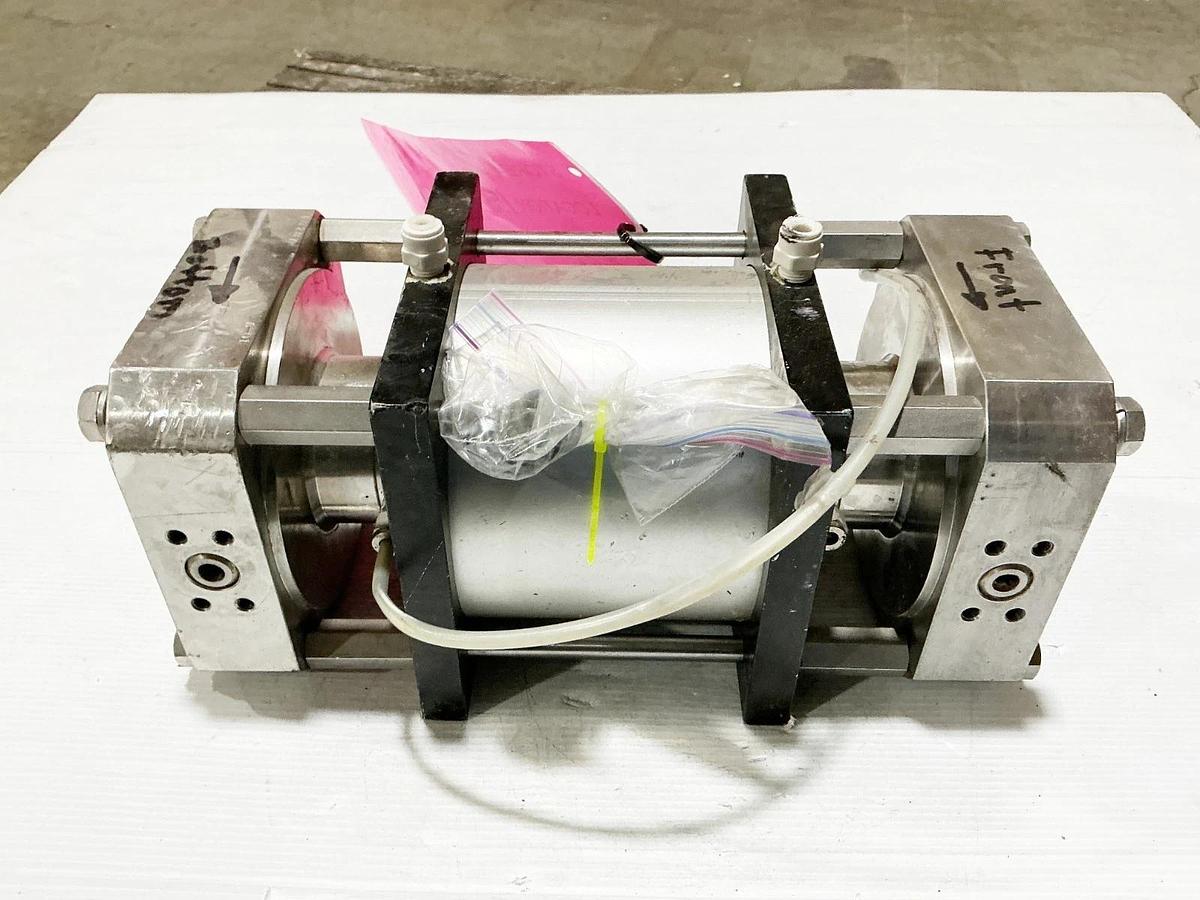 Used Kadant D32209 Intensifier Pump