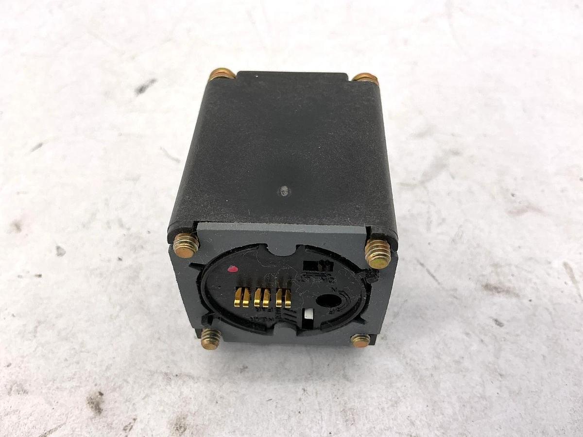 New Eaton Cutler-Hammer E51DP2 Photoelectric Head Diffuse Reflective 8inch Range