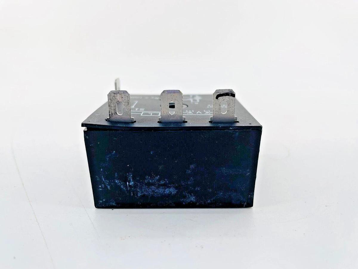 Used ABB THC410.1A Solid State Timer 120V 0.1 Sec Delay