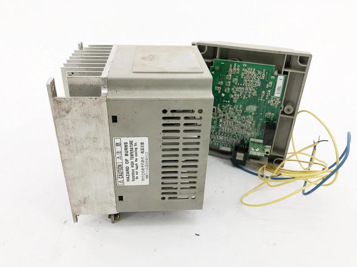 Used Hitachi SJ100-007NFU Inverter VFD 1HP 3PH (For Parts Only)