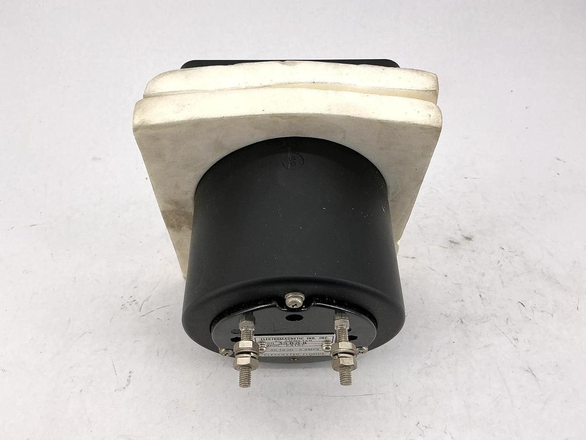 New Electromagnetic Ind EAIAF AC Ammeter 0-800AC Amps 40/70HZ 5A
