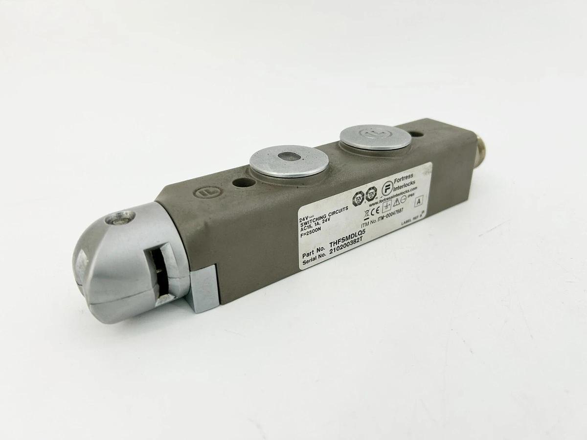 Used Fortress Interlocks THFSMDLQ5 Interlock Switch, 24VDC, 1A