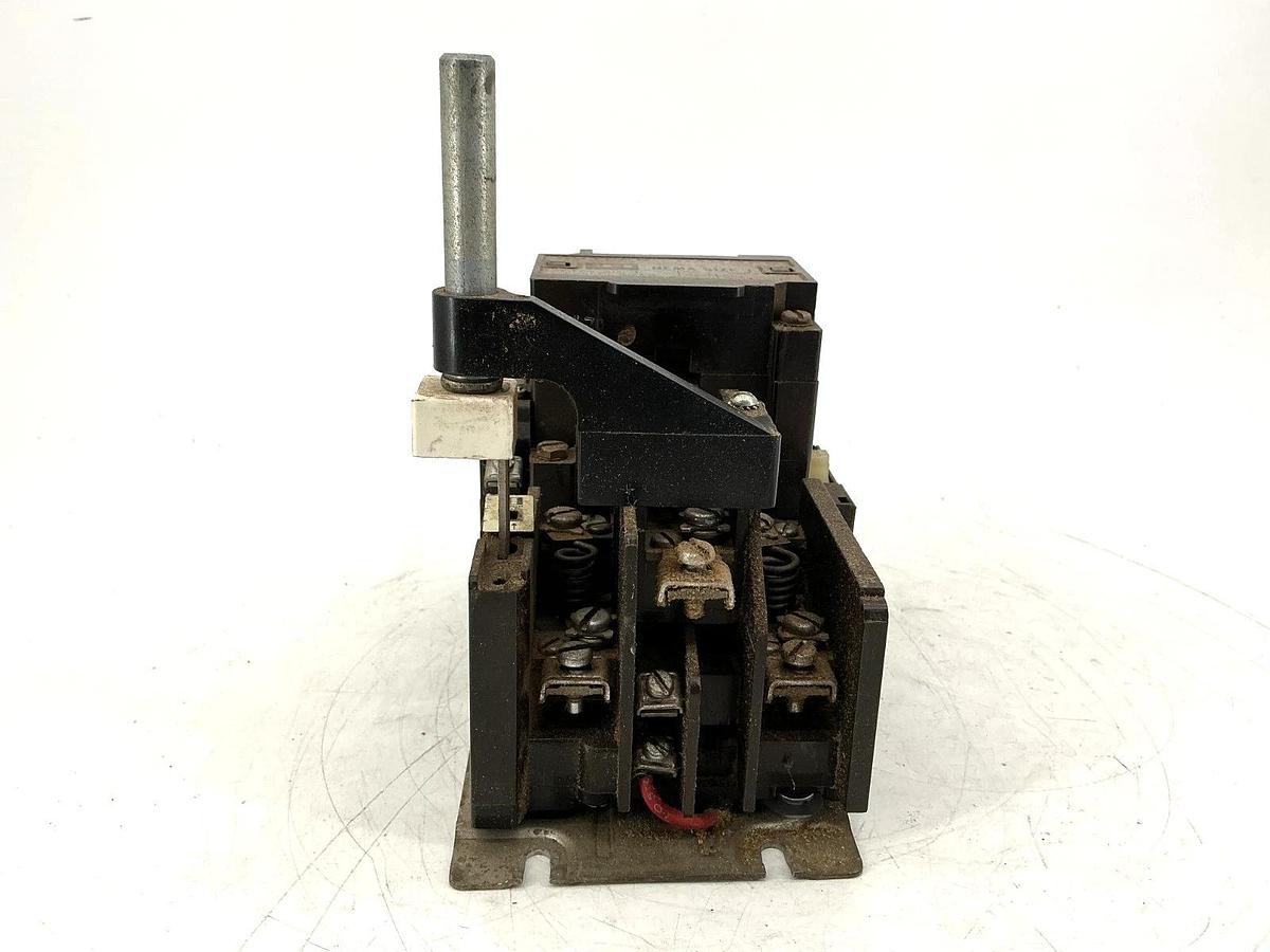 Used Cutler-Hammer A10CN0A Ser A1 Motor Starter / Contactor 3PH 27A 110/120V 50/60HZ