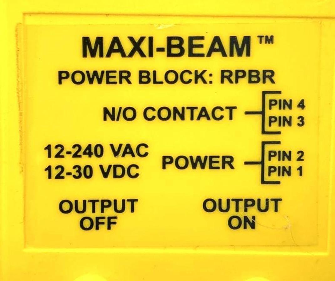 New Banner RPBR Maxi-Beam Power Block 4P 12/240VAC 12/30VDC 26132