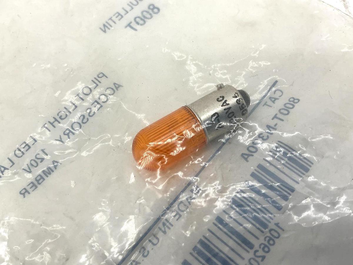 New Allen Bradley 800T-N320A Ser C Pilot Light Accessory LED Lamp 120V Amber