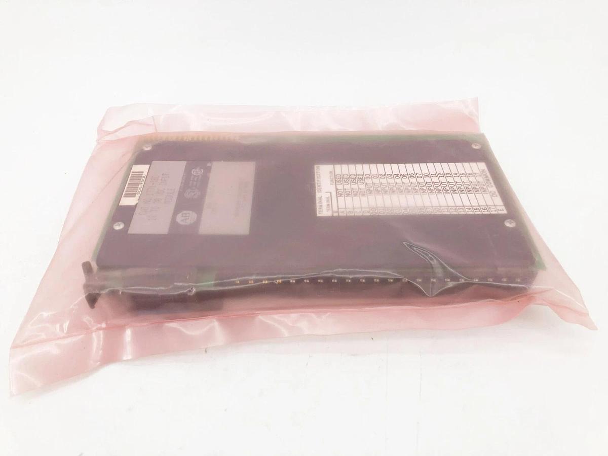 New Allen Bradley 1771-IBD Input Module 10-30VDC - No Box