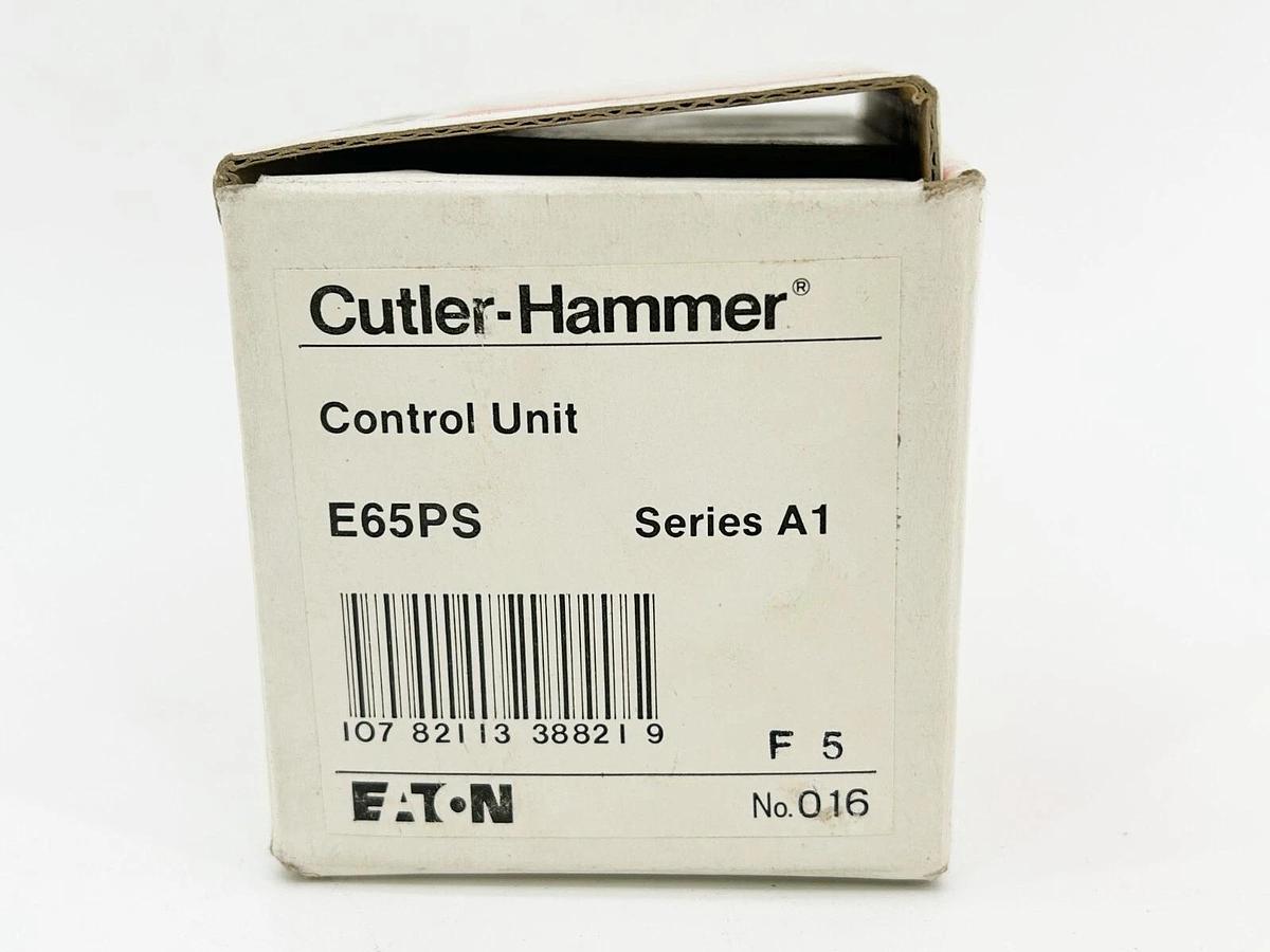 New Cutler Hammer E65PS Photoelectric Control Unit 240Vac