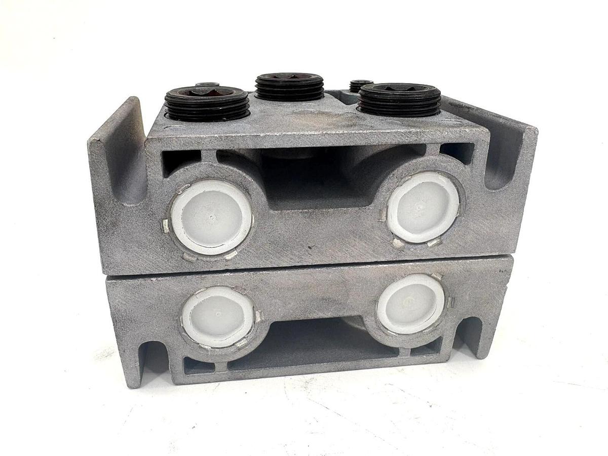 New Aventics R432015319 End Plate 1/2" NPT