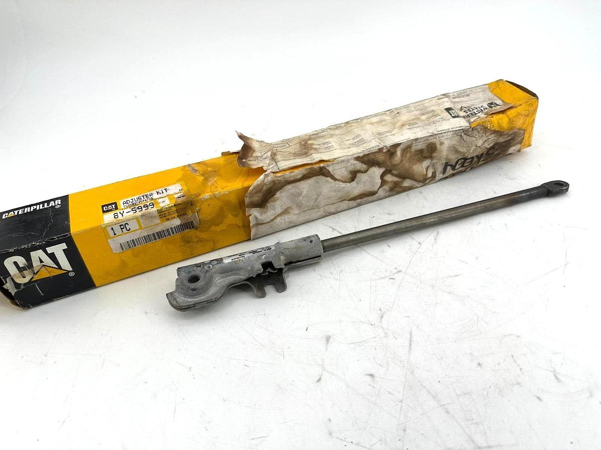 New Genuine CAT 8Y-5999 Adjuster - Missing Parts See All Photos