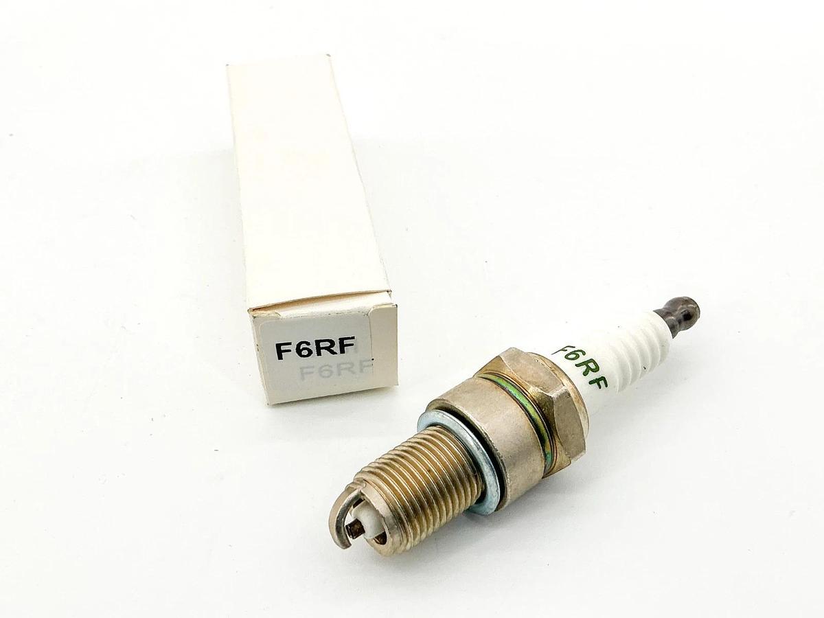 New Pack of 4 Hyster 4252057 Spark Plugs F6RF