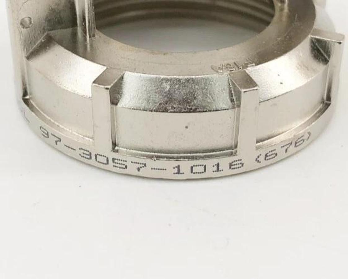 Lot of 3 New Amphenol 97-3057-1016(676) Clamps C10-832043-016 - No Box