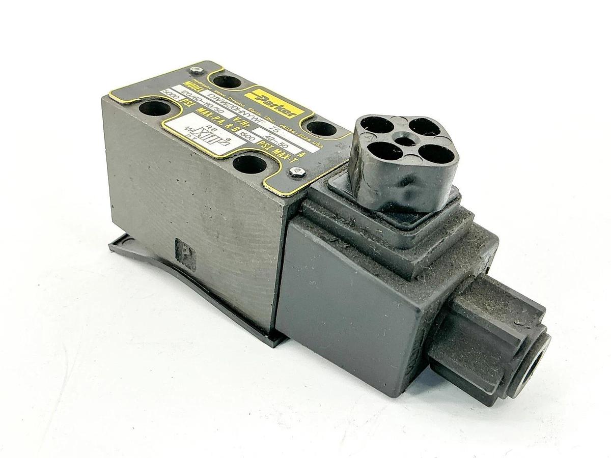 New Parker D1VW20HNYWF-75 Hydraulic Valve 110/120V .50A 5000PSI - No Box