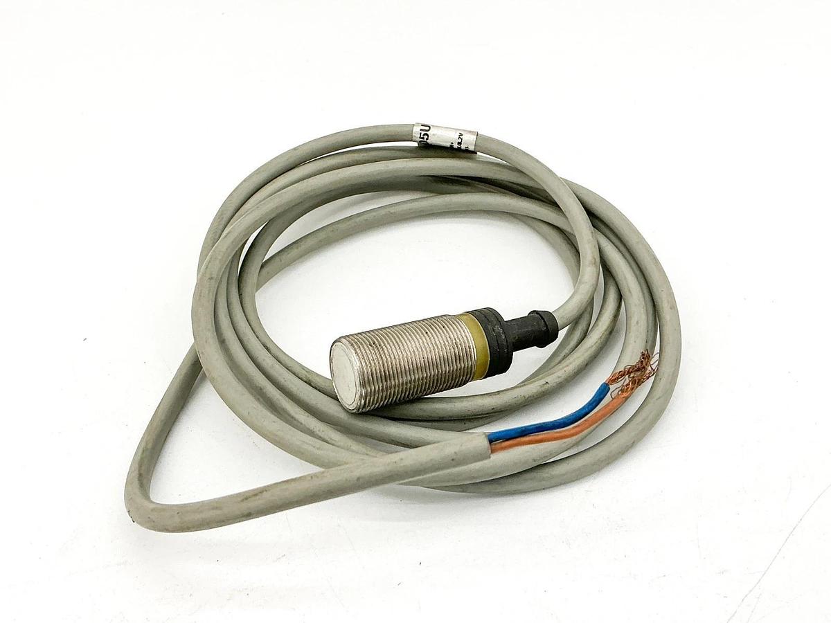 New Carlo Gavazzi IA18ESF05UC Inductive Proximity Sensor