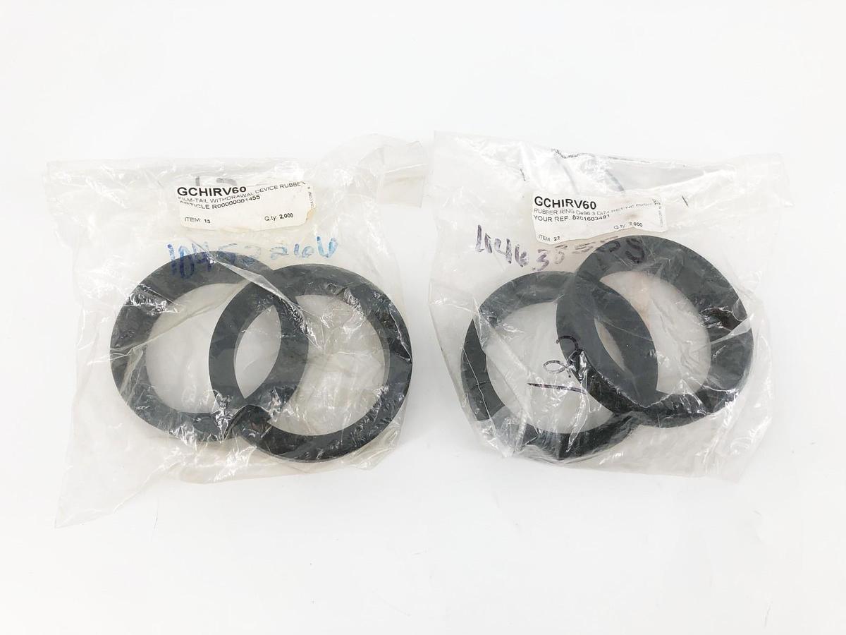 Lot of 4 New GCHIRV60 Film-Tail Withdrawal Device Rubber - No Box