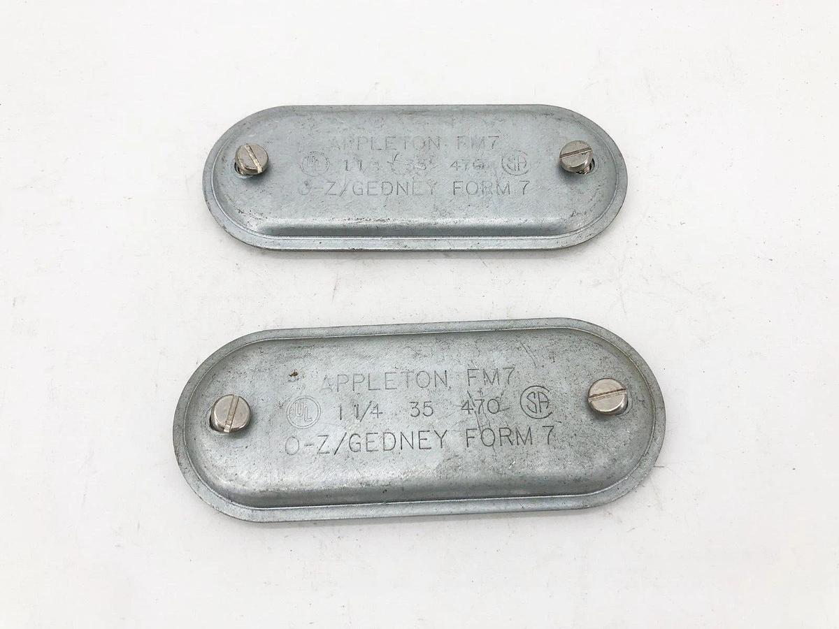 Lot of 2 New Appleton APP 470 1-1/4" Steel FM7 Blank Covers