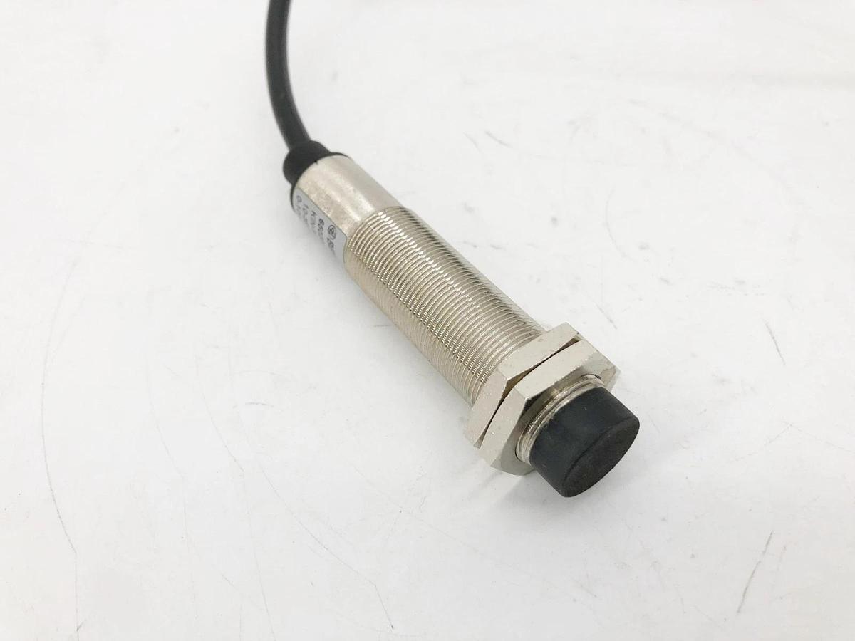 New Bernstein 6502006001 Analog Inductive Sensor 10-36VDC KIN-M18PA/008-2 No Box