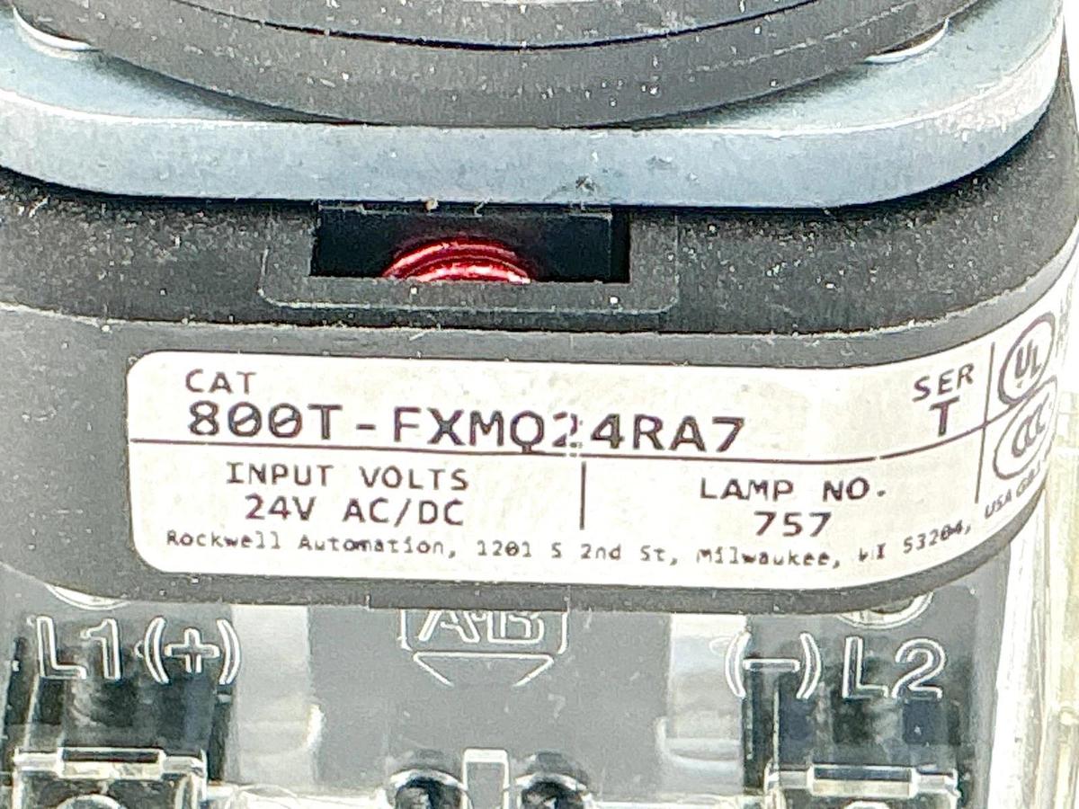 New Allen Bradley 800T-FXMQ24RA7 Push Button 24V Red Illuminated Ser.T -No Box