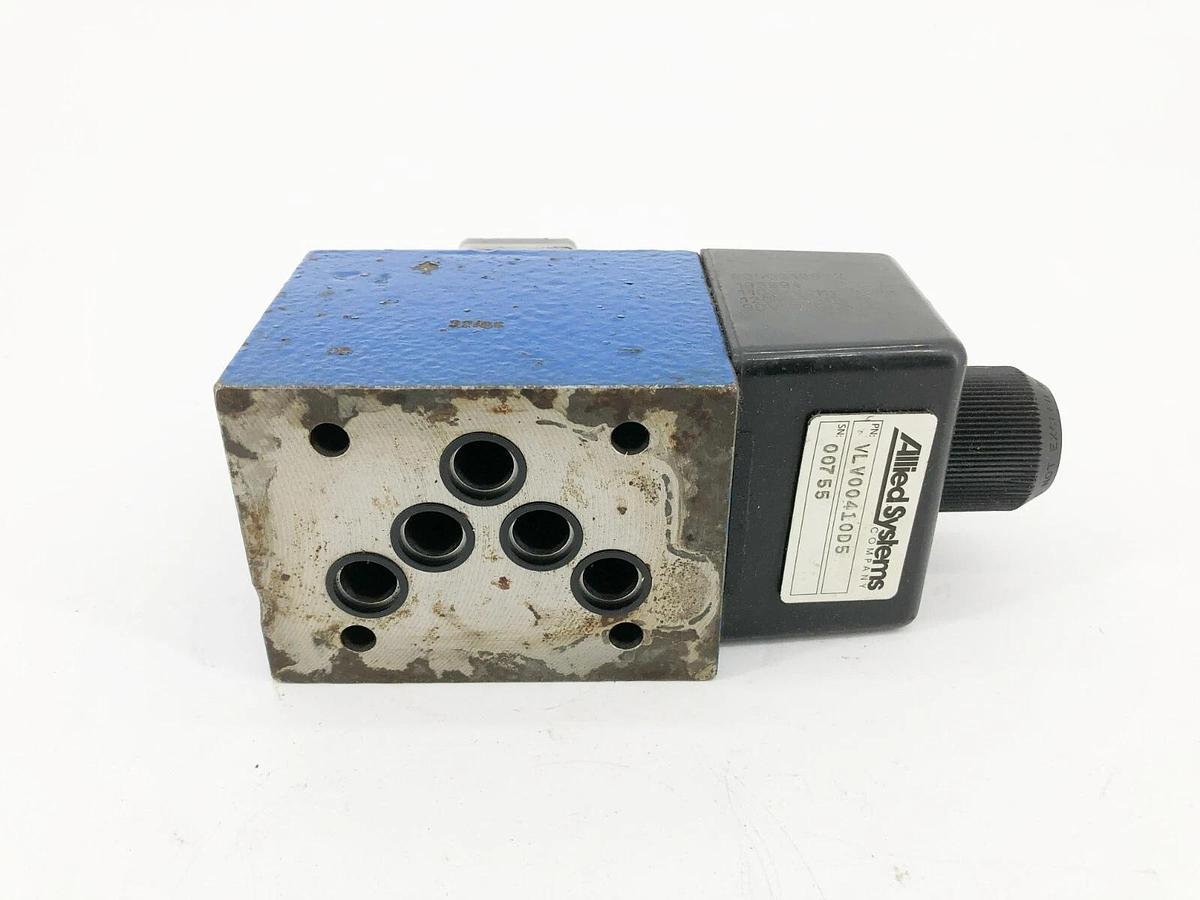 New Rexroth R900713654 Direct Acting Solenoid Valve 120V Coil