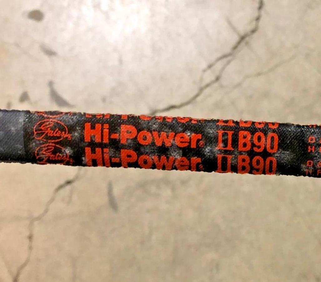 Lot of 2 New Gates B90 Hi-Power II V-Belts 9003-2090 - No Box