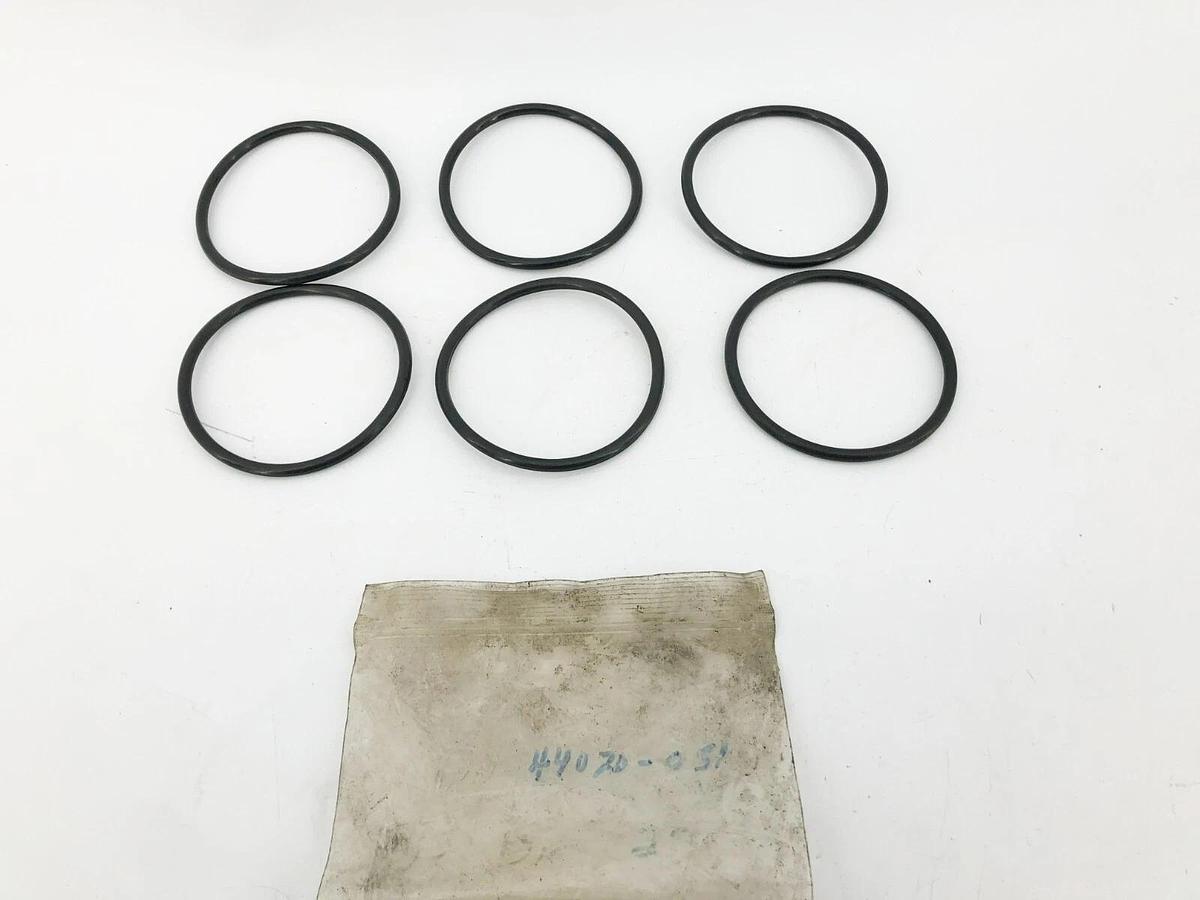 Lot of 6 New Buhler UNN-44020-051 O-Rings