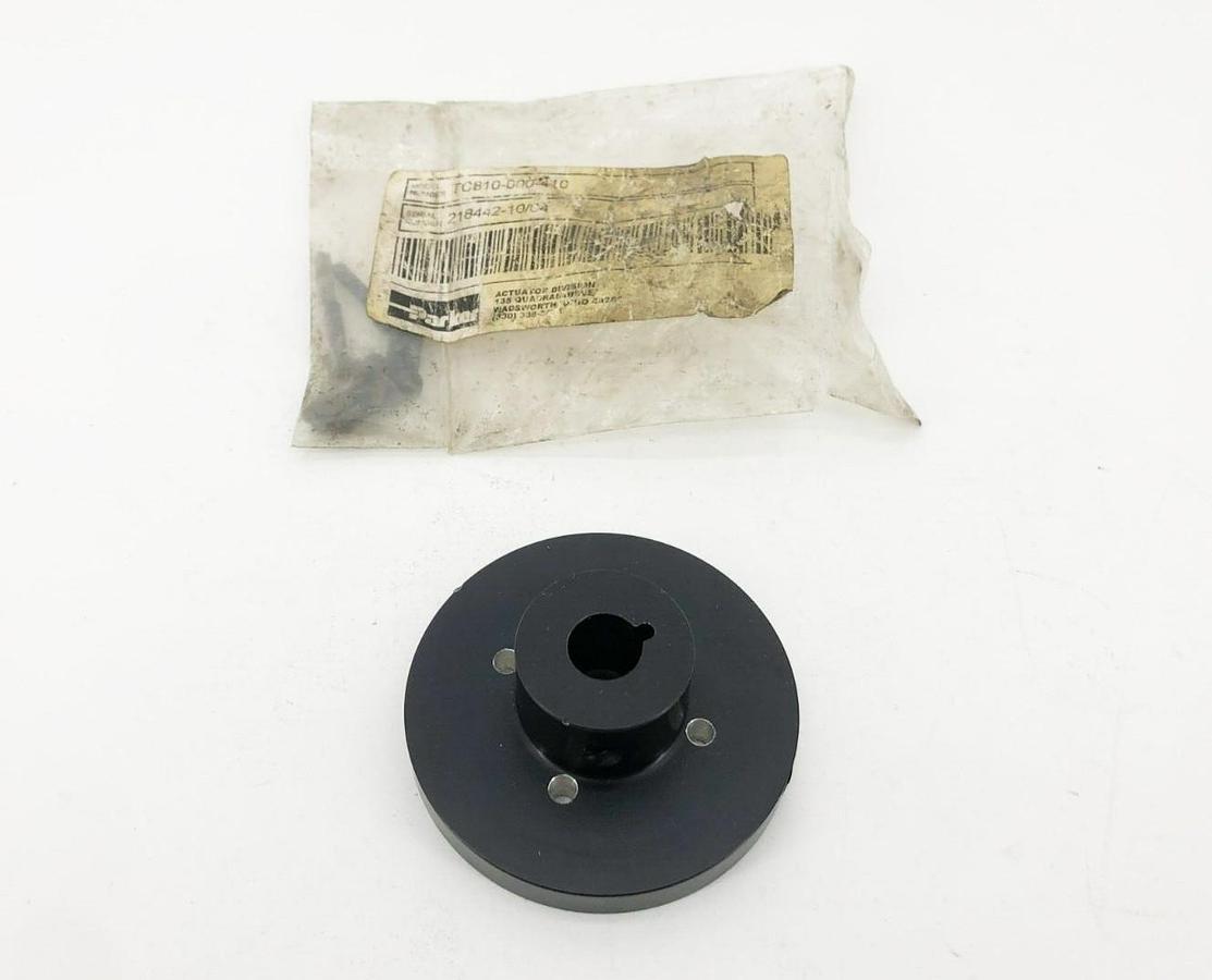 New Parker TC810-000-410 Flange Coupling 1/2" ID