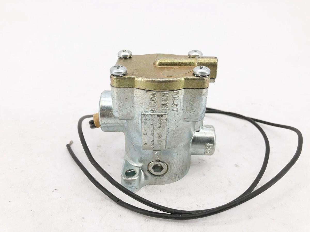 New Parker K085-1019 Pilot Valve 110/120V - No Box