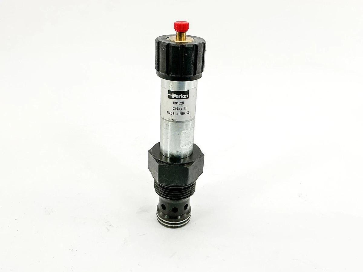 New Parker DS162N 2 Way Spool Type Solenoid Valve 5000PSI - No Box