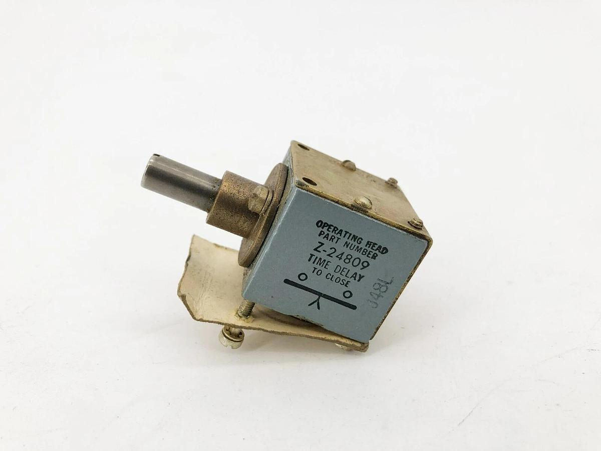 New Allen Bradley Z-24809 Time Delay Operating Head for 802T Limit Switch