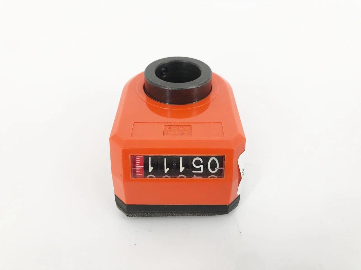 New Elesa CE992153-5N Digital Position Indicator DD52R-AN-00010-S-C2 F3/4 No Box