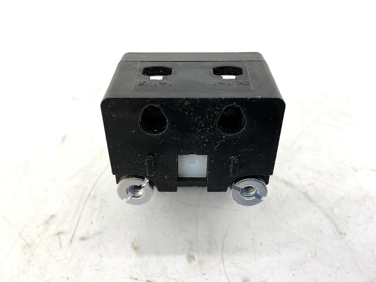 New Allen Bradley 800T-2HRH5KL8 Ser V Selector Switch LED Red No Cap - No Box