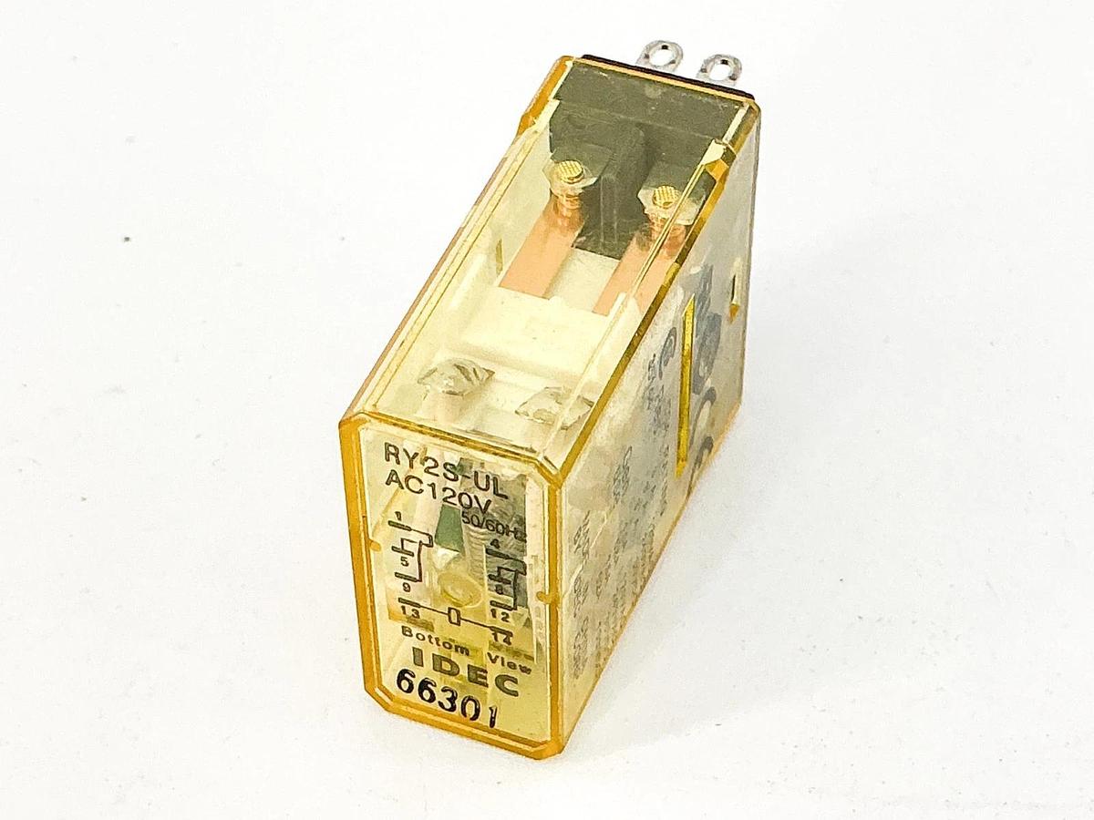 New Lot of 3 IDEC RY2S-UL Relay 120V 3A - No Box