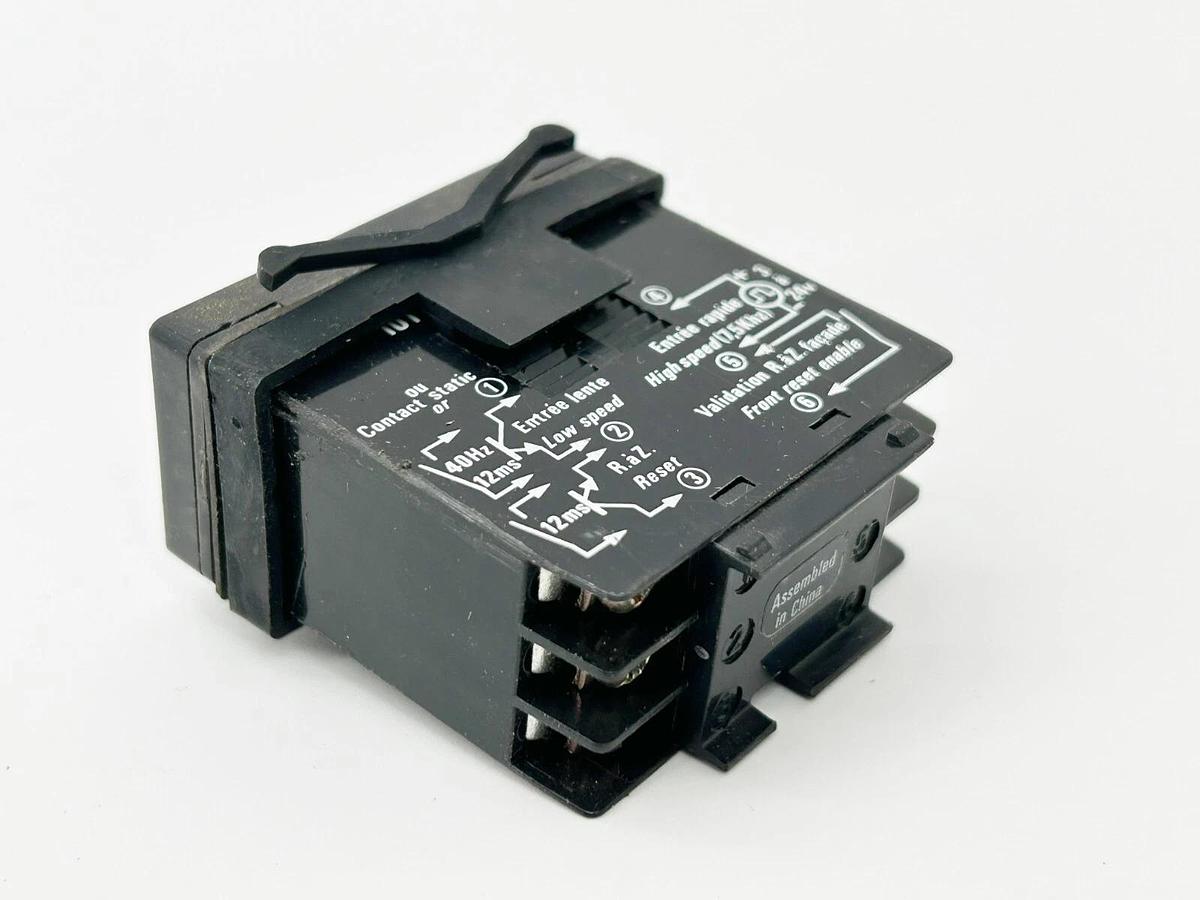 Used New Syrelec 10108 Totalizing Counter 12Ms 3-24V 40Hz