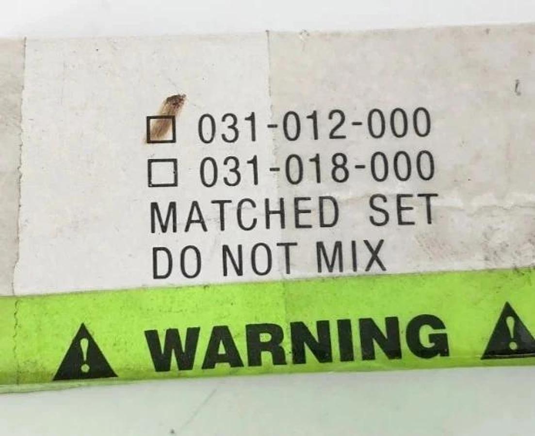 New Warren Rupp Sandpiper 031-012-000 Sleeve & Spool Set - No Box