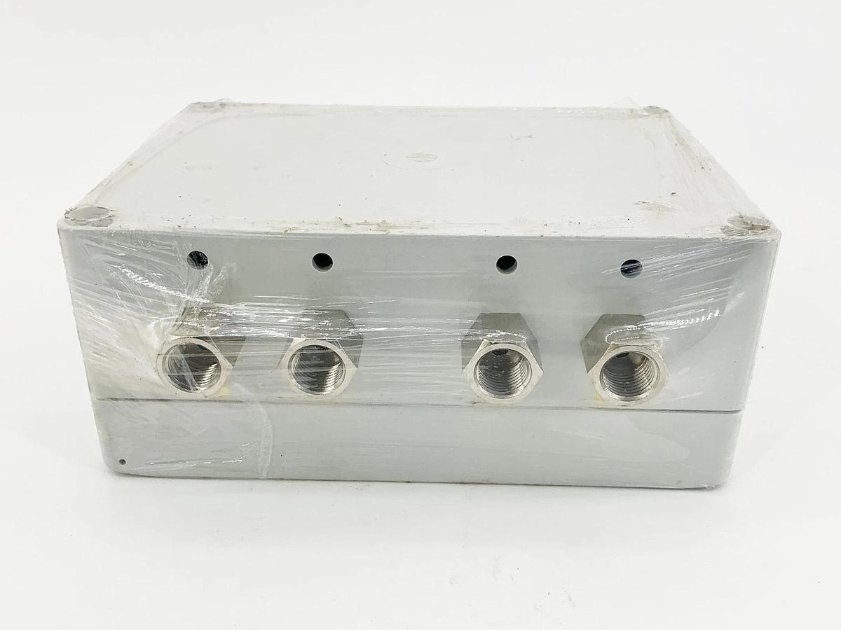 New SMC ILE0008049 Liteadapt Vacuum Box EZH10DS-FIJ00133