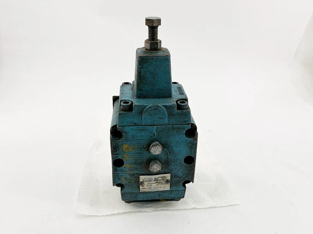 Used Vickers RG-10-F4-22 Pressure Control Valve 475-2000PSI 340643