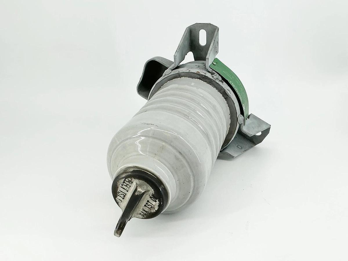 New General Electric 9L12TGB009 Tranquell Surge Arrester 50/60Hz 7.65kV RMS