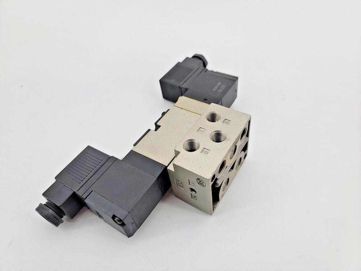 New SMC NVFS2210-5TC Solenoid Valve 21-26VDC, 0.1-1MPa