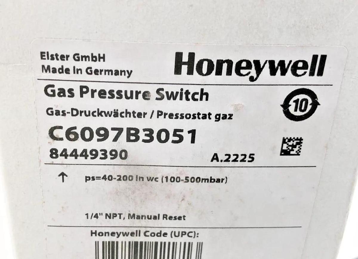 New Honeywell C6097B3051 Pressure Switch 1/4''NPT 40-200'' WC 84449390