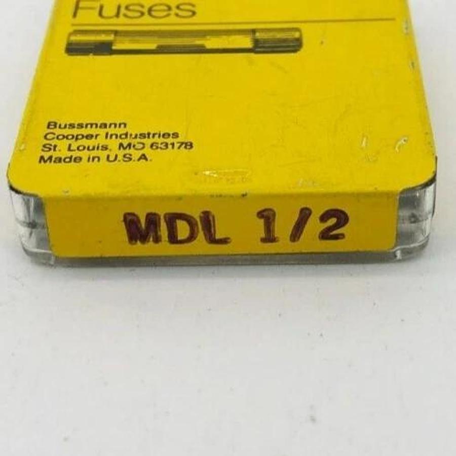 Lot of 15 New Bussmann MDL-1/2 Time Delay Fuses 1/2A 250VAC 1/4" X 1-1/4"