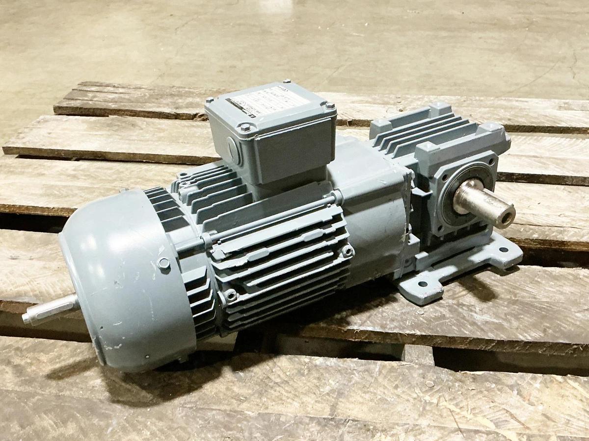 New Bauer 10713329-1 Gear Motor BS06-13U/DPE08XB4-TF-ZW/C3 575V 163RPM Output