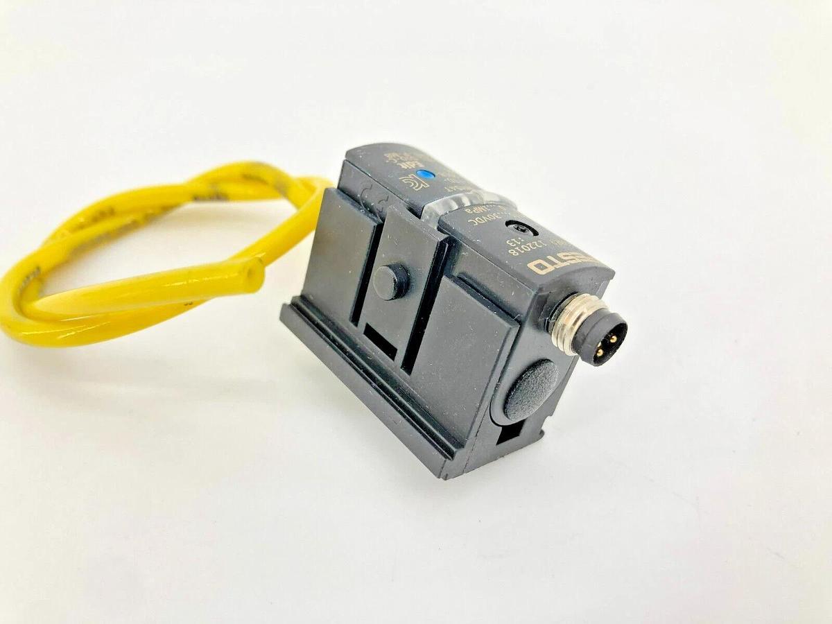 Used Festo SDE5-D10-C-Q4E-P-M8 Pressure Sensor 542889
