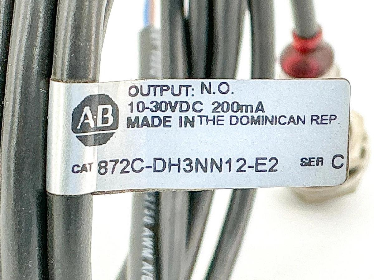 New Allen Bradley 872C-DH3NN12-E2 Inductive Proximity Sensor 30VDC - No Box