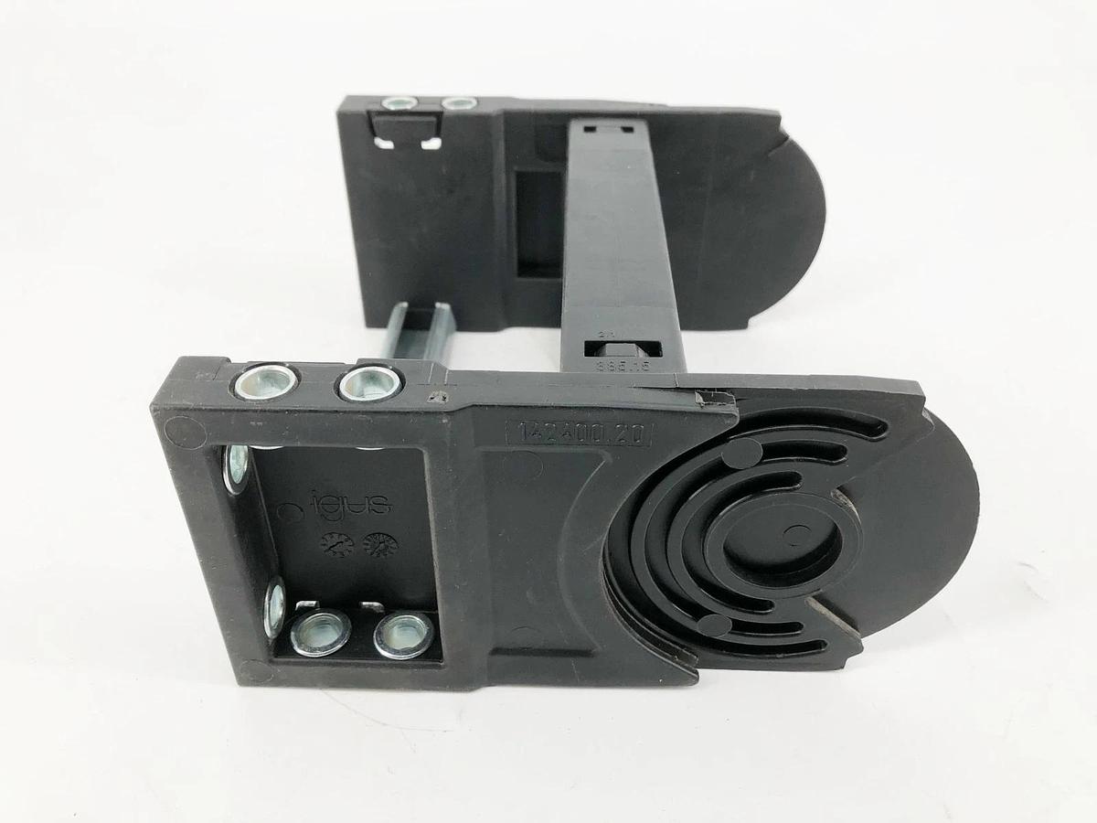 New Igus 142400.20 Tiewrap Mount Bracket - No Box