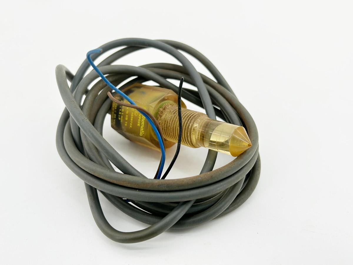 Used Carlo Gavazzi VP02E Liquid Level Sensor 200Ma 0-10Bar 40V