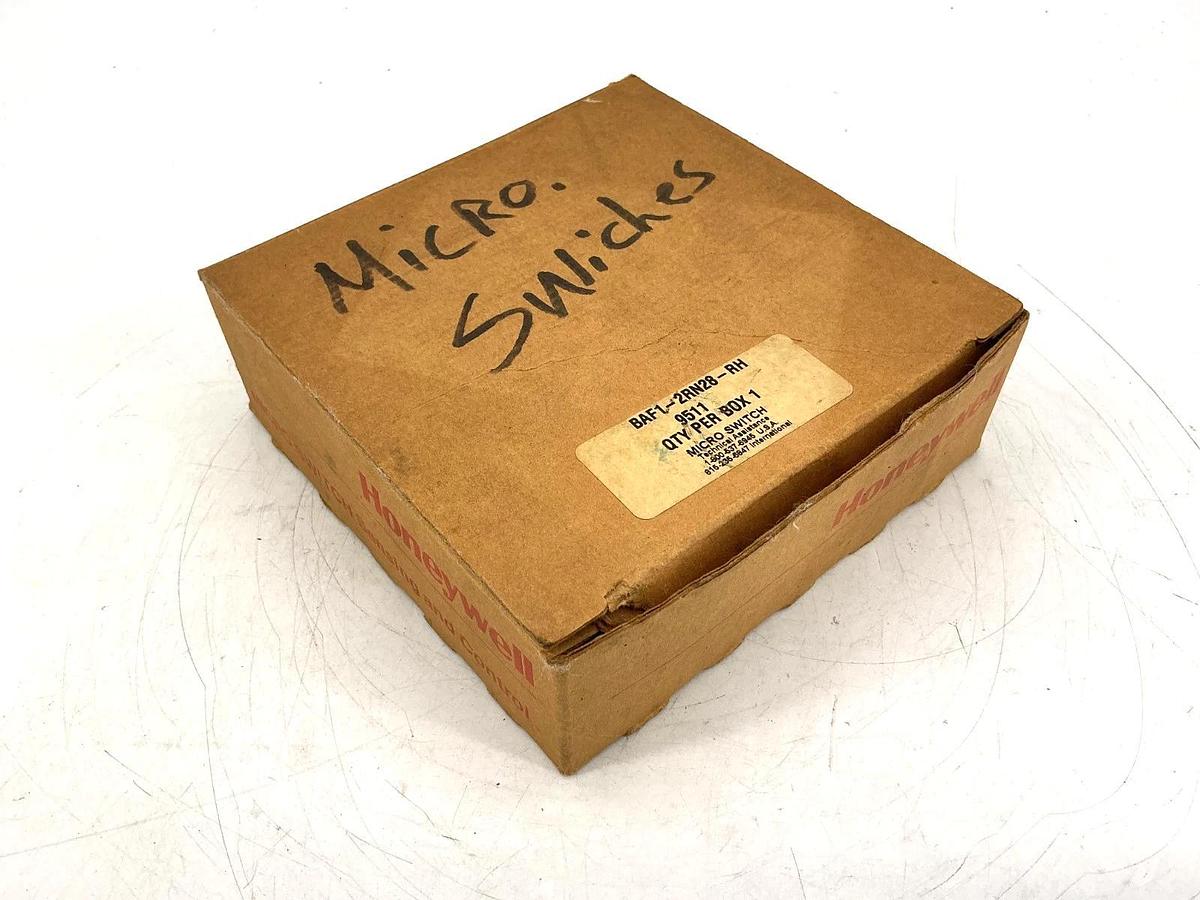 New Honeywell Micro Switch BAF1-2RN28-RH Limit Switch Roller Arm 20A 480VAC