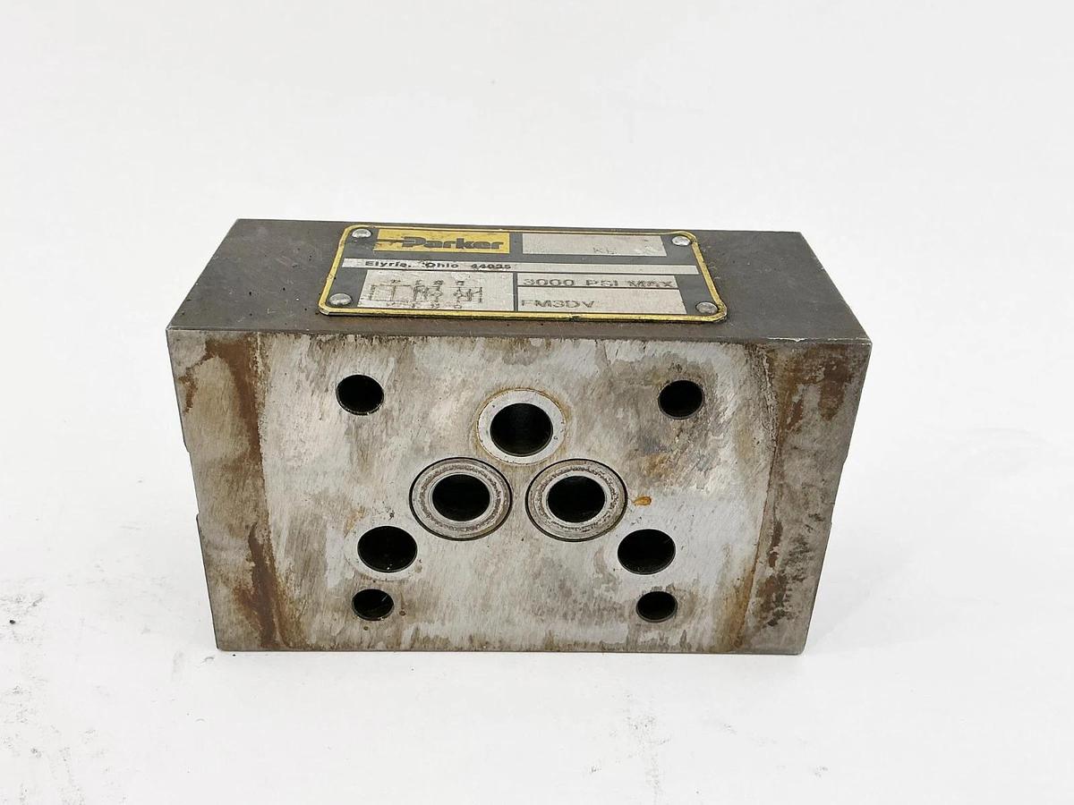 Used Parker FM3DV Control Valve 3000PSI KE