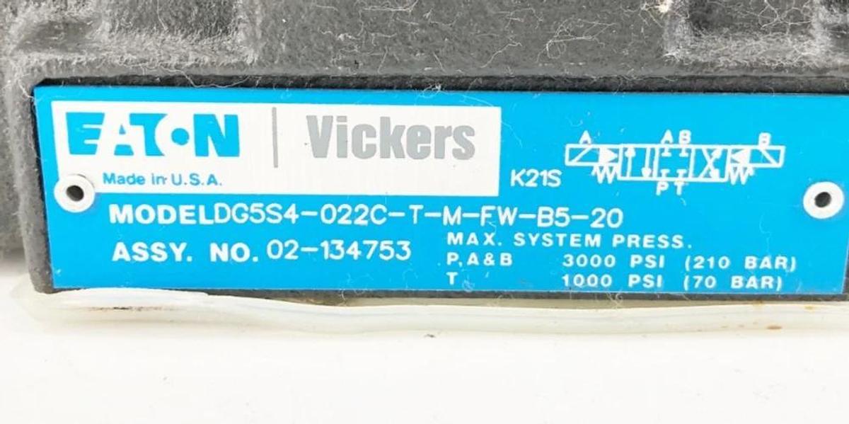 New Vickers DG5S4-022C-T-M-FW-B5-20 Directional Valve 110/120V 02-134753