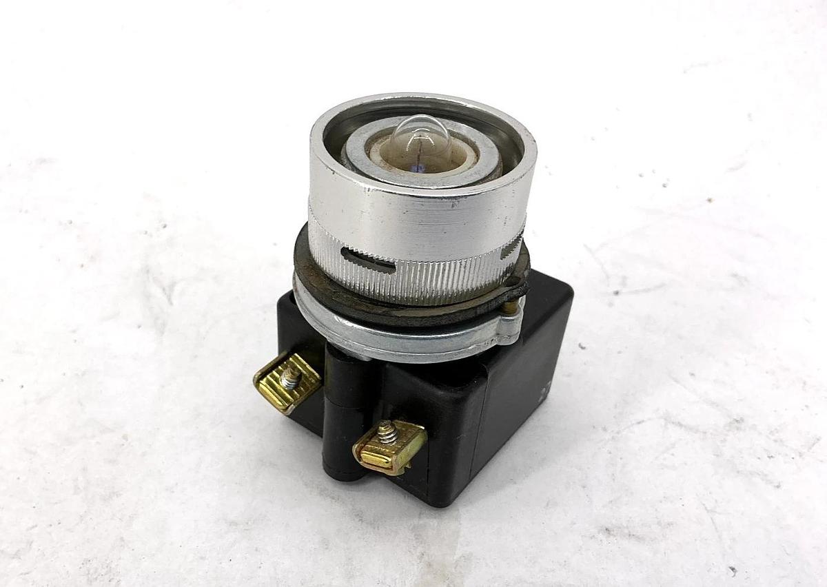 Used Square D 9001-KM-5 Series A Light Module Class 9001 Type KM-5 380/480V 50/60HZ