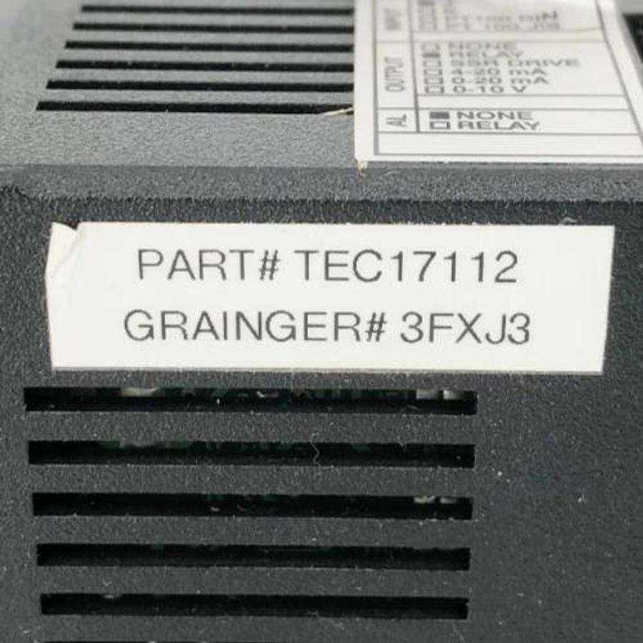Used Tempco TEC-901 Temperature Controller TEC17112 110VAC 3FXJ3