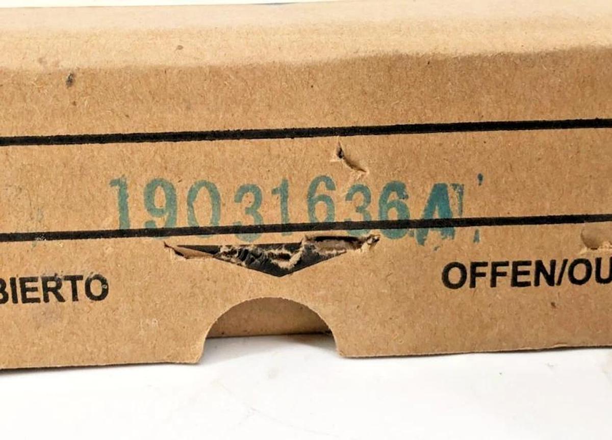 New Comair Rotron GL24B7 Cooling Fan 24VDC 127x127x38mm 19031636A